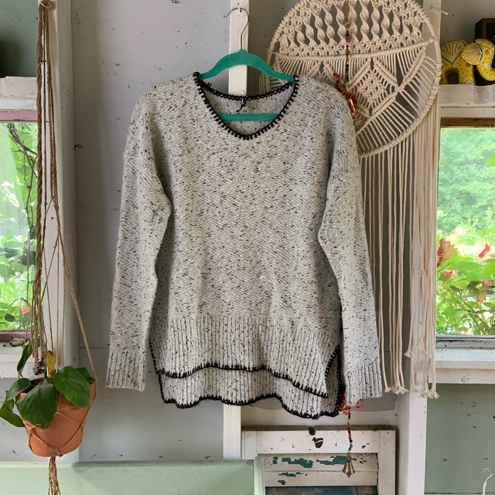 CABLE & GAUGE knit sweater